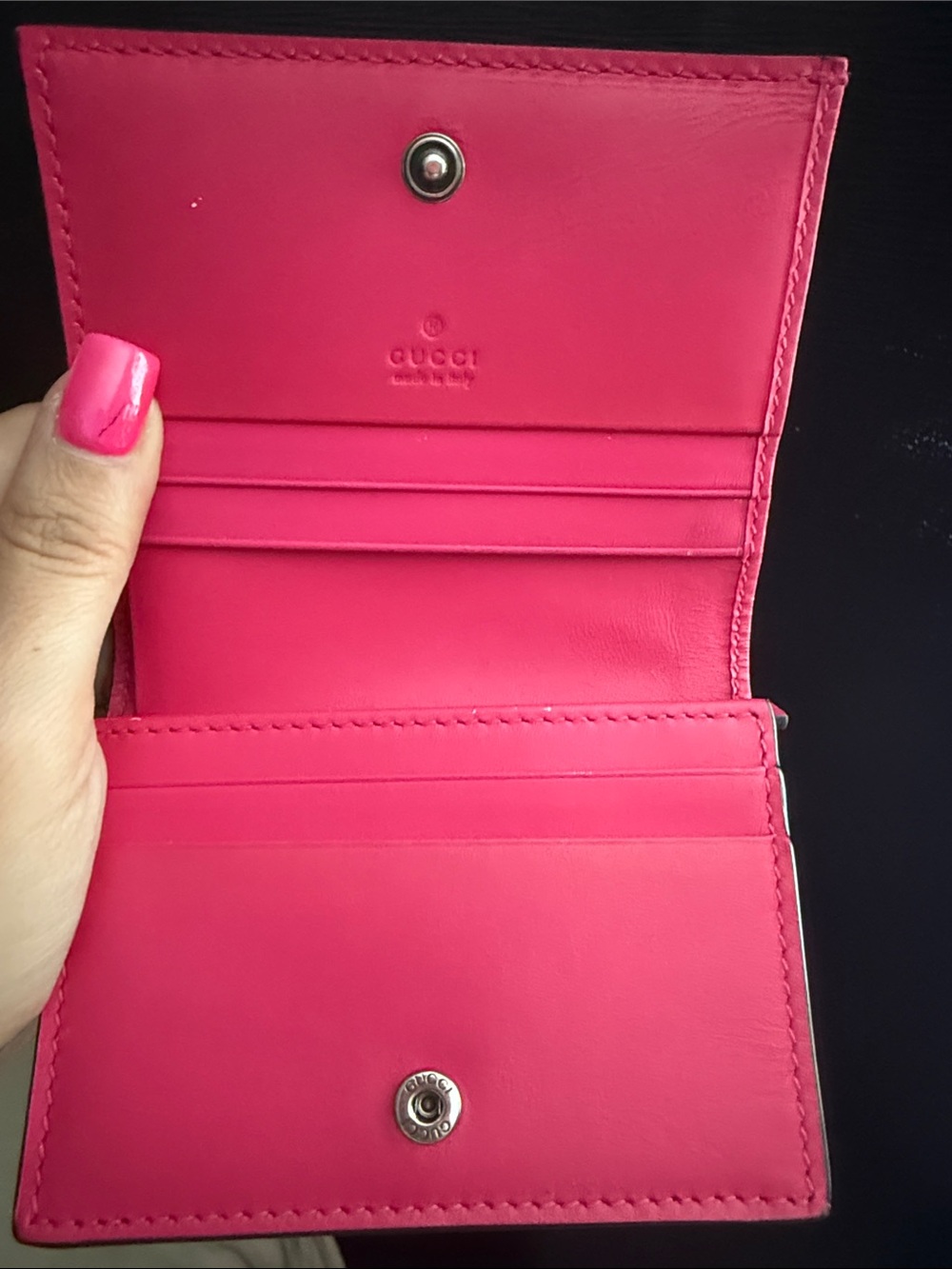 Gucci Pink Leather Compact Card Case with Gold Foil Design - Picture 5 of 7